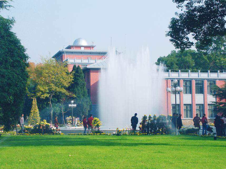 Why Study in CCNU