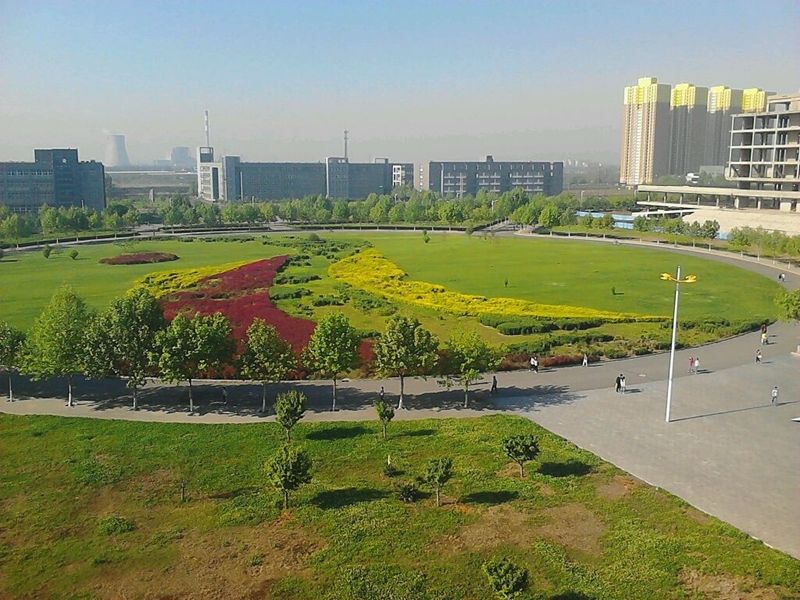 Foreign Students of Hebei University of Science and Technology Attended “Graduation Ceremony and Degree Ceremony of Undergraduates In 2014 ”