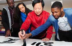 International students study at teacher's home